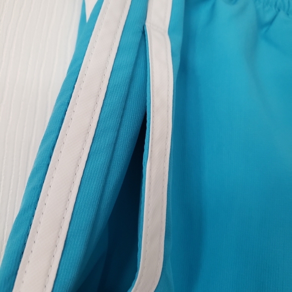 Adidas Athletic Pants and Top Set - Picture 10 of 11